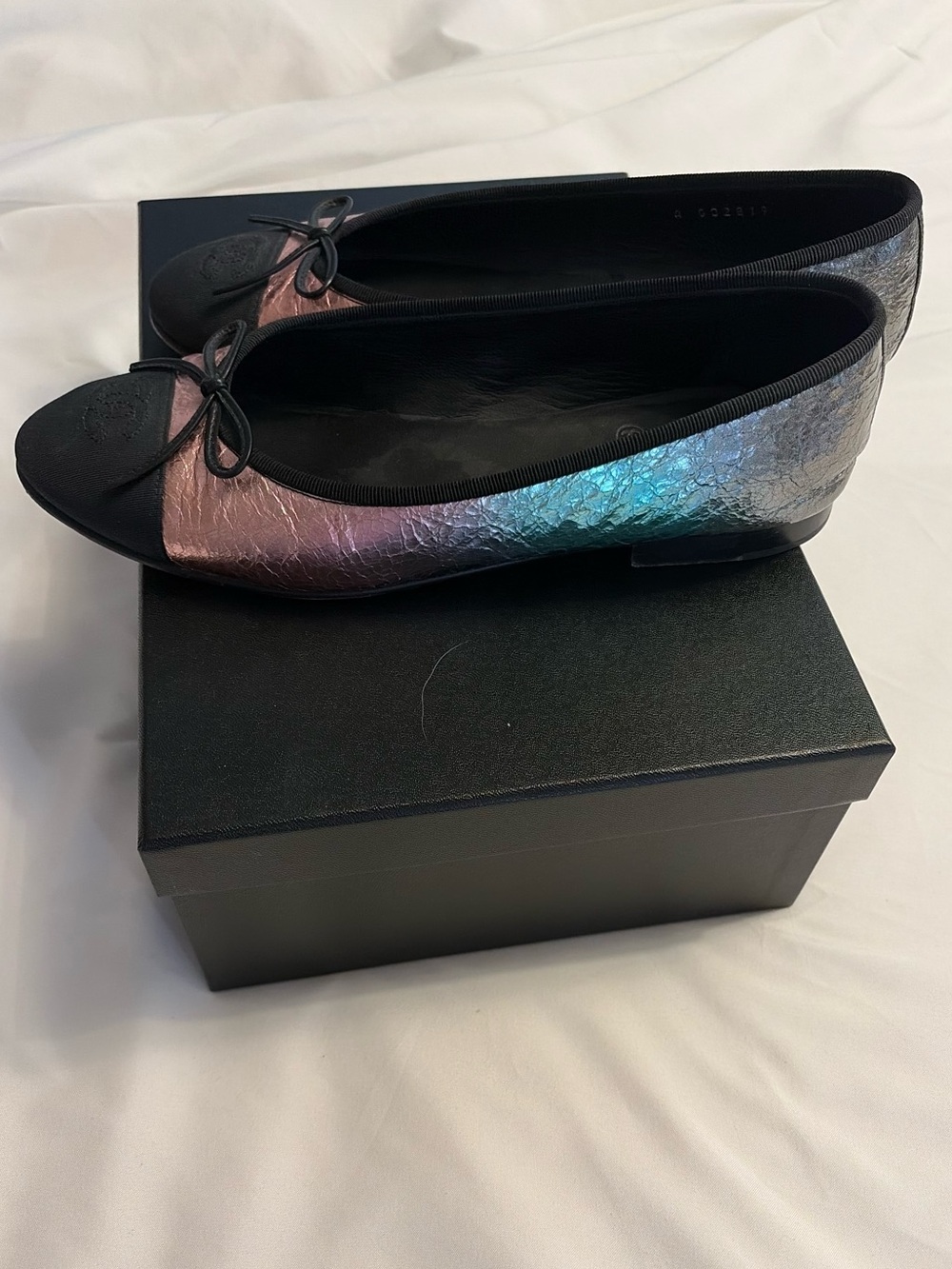 CHANEL Pink Metallic and Black Cap-Toe Ballet Flats - Picture 2 of 4